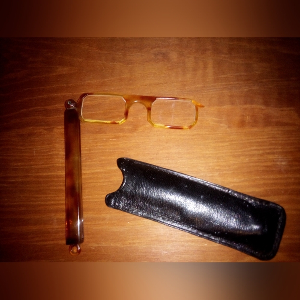 Vintage Tortoise Shell Lorgnette Reading Glasses